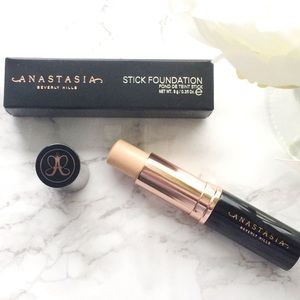 ANASTASIA BEVERLY HILLS Stick Foundation PORCELAIN